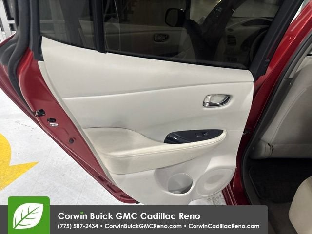 2012 Nissan LEAF SL