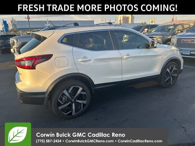 2020 Nissan Rogue Sport SL FWD Xtronic CVT