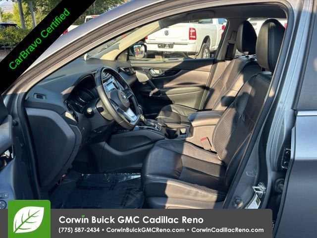 2022 Nissan Rogue Sport SL AWD Xtronic CVT