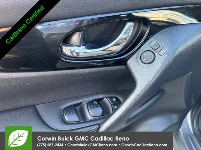 2022 Nissan Rogue Sport SL AWD Xtronic CVT