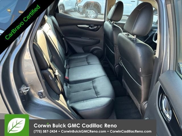 2022 Nissan Rogue Sport SL AWD Xtronic CVT