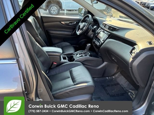 2022 Nissan Rogue Sport SL AWD Xtronic CVT