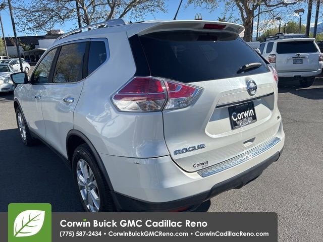 2016 Nissan Rogue SV