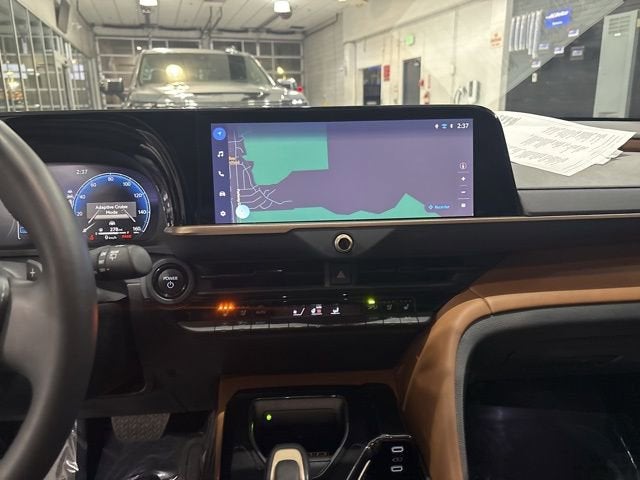 2025 Toyota Crown Signia Limited