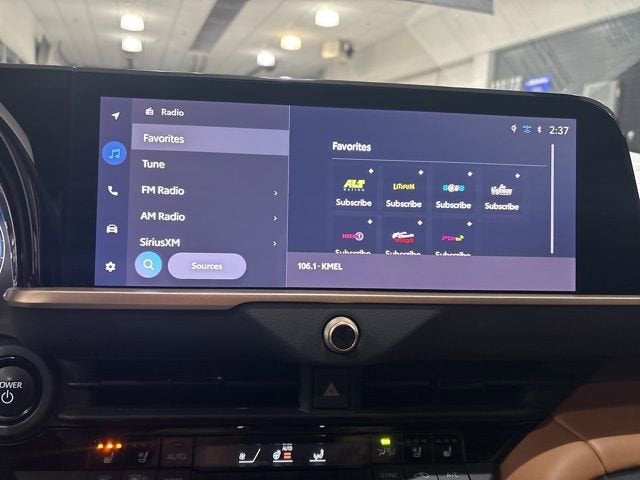 2025 Toyota Crown Signia Limited