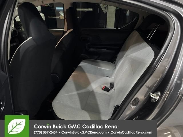 2015 Toyota Prius c One