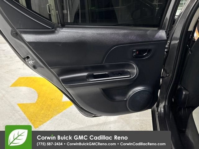 2015 Toyota Prius c One