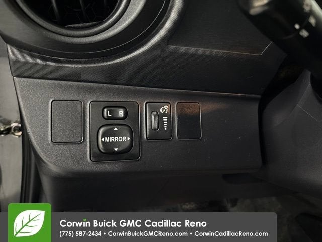 2015 Toyota Prius c One
