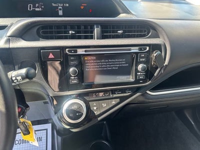 2016 Toyota Prius c One