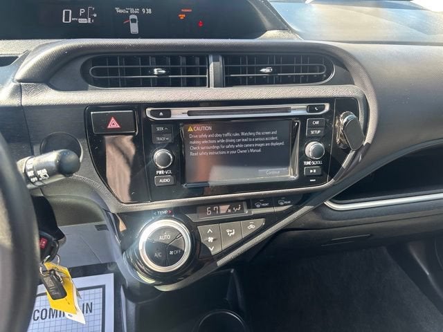 2016 Toyota Prius c One