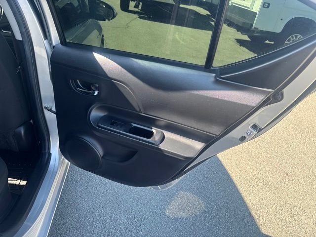 2016 Toyota Prius c One