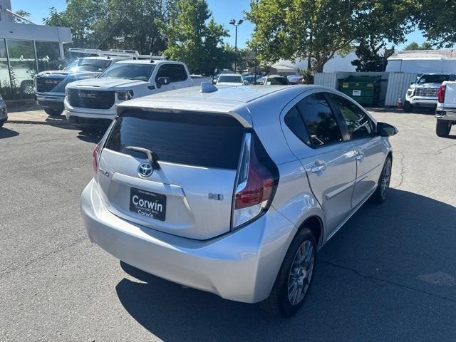 2016 Toyota Prius c One