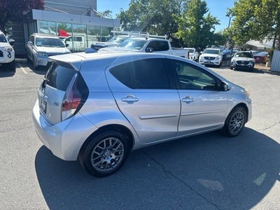 2016 Toyota Prius c One