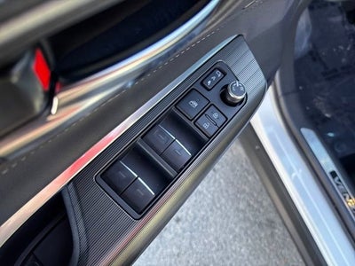 2024 Toyota Venza XLE