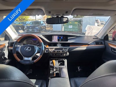 2013 Lexus ES 300h Hybrid