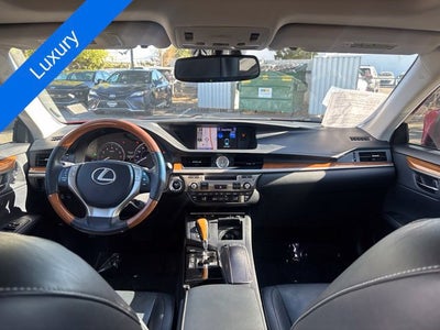 2013 Lexus ES 300h Hybrid