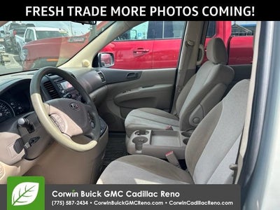 2012 Kia Sedona LX