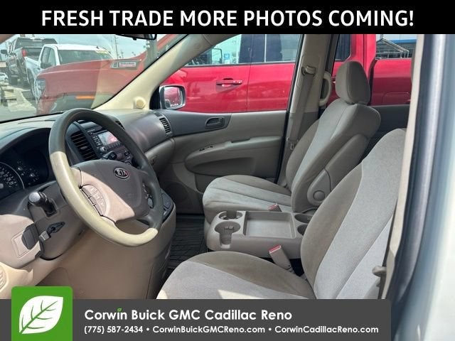 2012 Kia Sedona LX