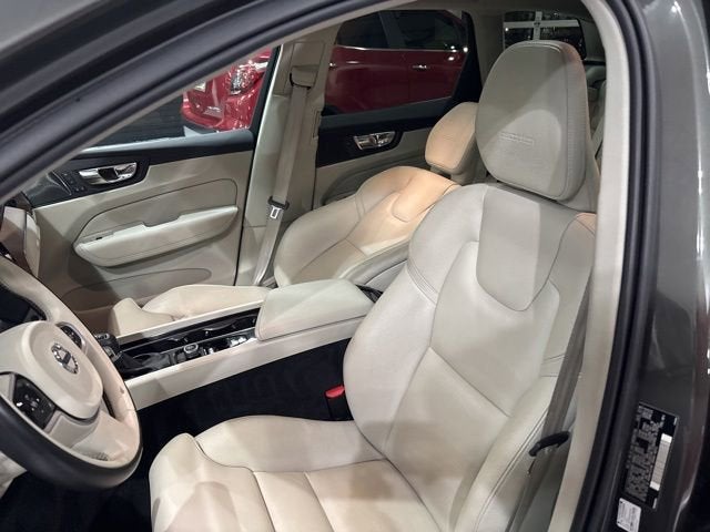 2019 Volvo XC60 Inscription
