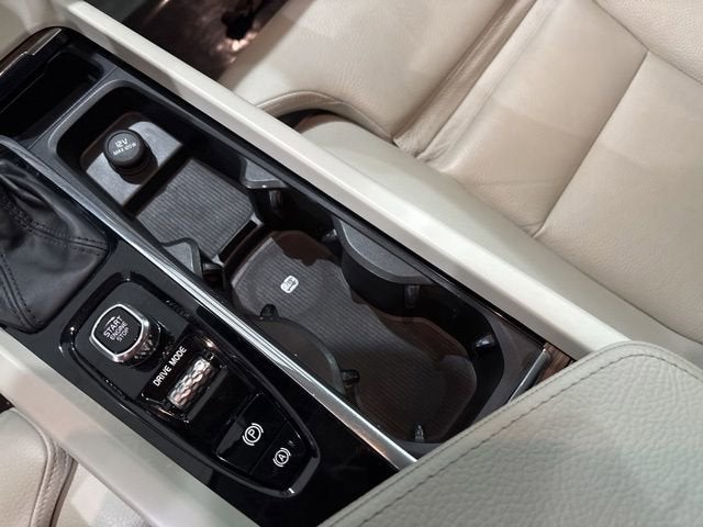 2019 Volvo XC60 Inscription