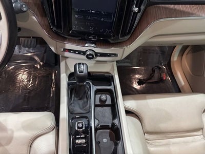2019 Volvo XC60 Inscription