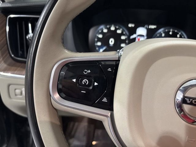 2019 Volvo XC60 Inscription