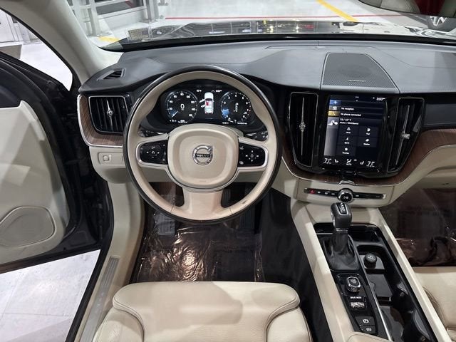 2019 Volvo XC60 Inscription