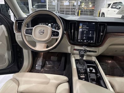 2019 Volvo XC60 Inscription