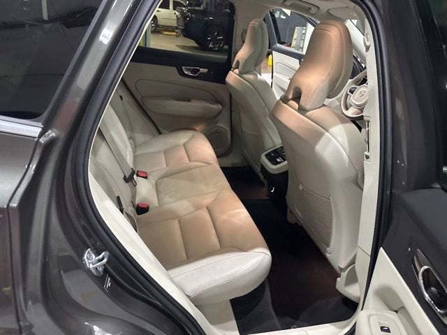 2019 Volvo XC60 Inscription