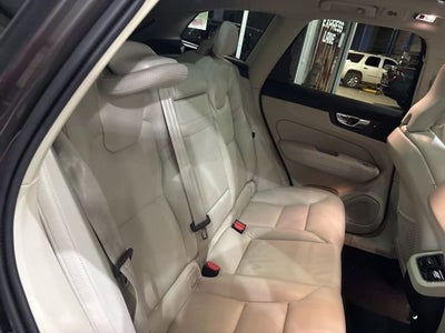 2019 Volvo XC60 Inscription