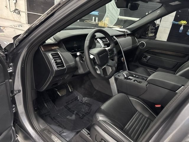 2024 Land Rover Discovery P360 Dynamic SE