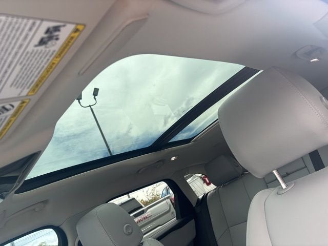 2025 Land Rover Range Rover Velar P250 S