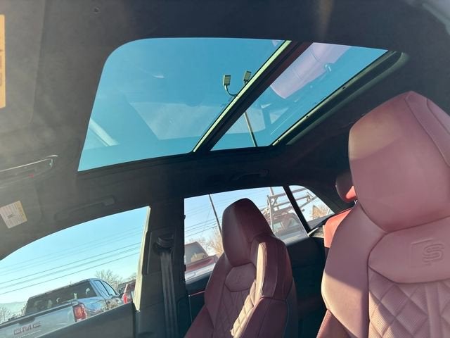 2025 Audi SQ8 Premium Plus 4.0 TFSI quattro