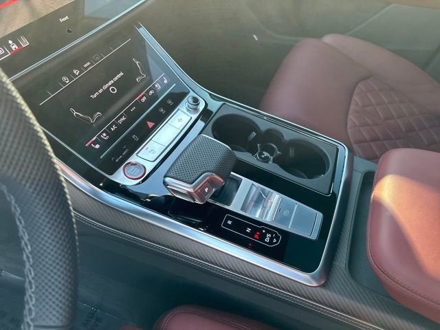 2025 Audi SQ8 Premium Plus 4.0 TFSI quattro