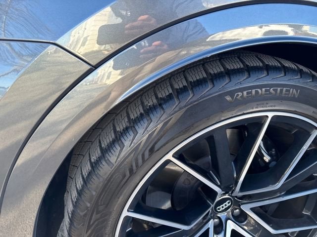 2025 Audi SQ8 Premium Plus 4.0 TFSI quattro