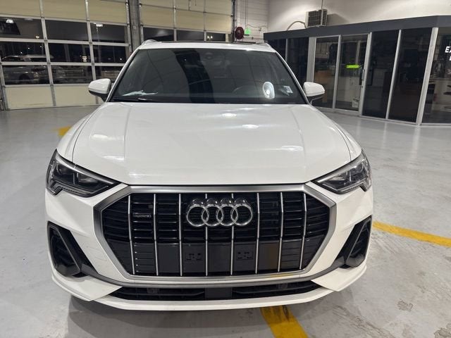 2025 Audi Q3 S line Premium