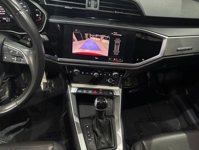 2022 Audi Q3 Premium 45 TFSI S line quattro Tiptronic