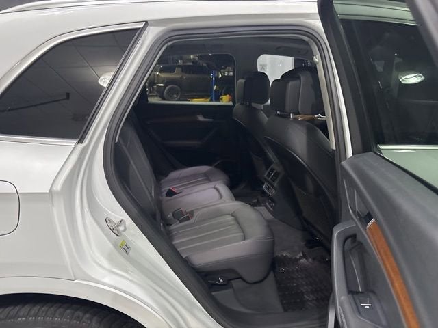 2022 Audi Q5 Premium Plus 45 TFSI S line quattro S tronic