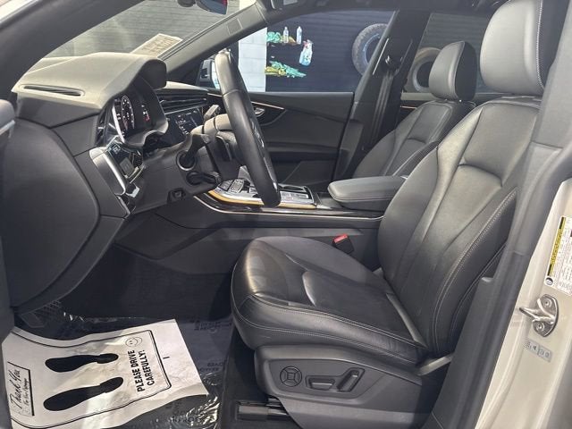 2021 Audi Q8 Premium Plus