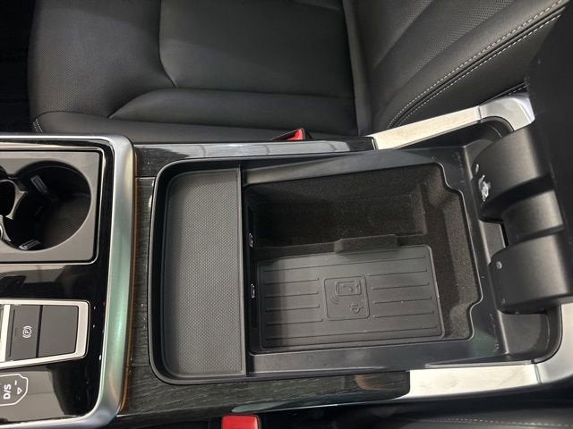 2021 Audi Q8 Premium Plus