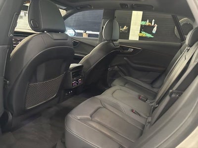 2021 Audi Q8 Premium Plus