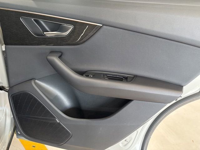 2021 Audi Q8 Premium Plus