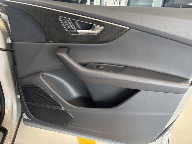 2021 Audi Q8 Premium Plus