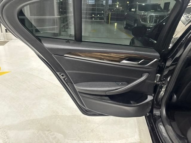 2021 BMW 530i 530i