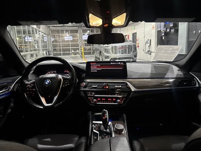 2021 BMW 530i 530i