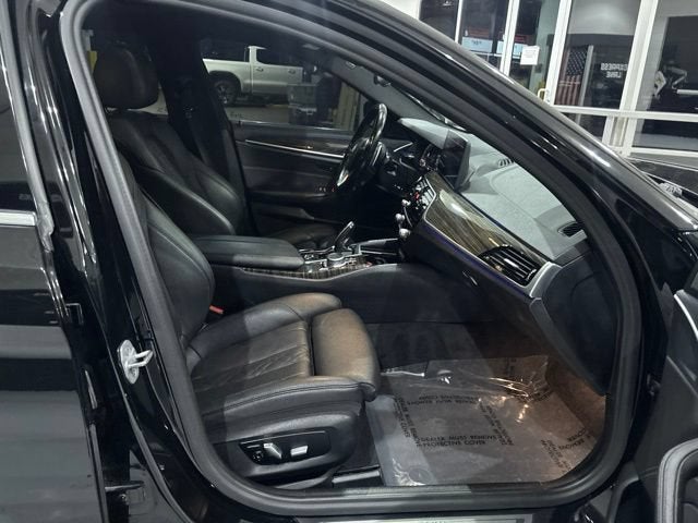 2021 BMW 530i 530i