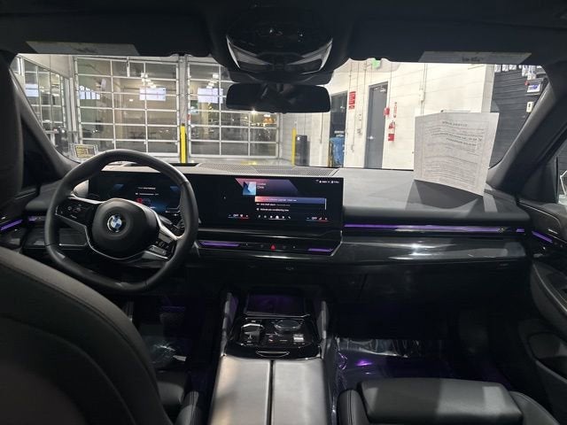 2025 BMW 5 Series 530i xDrive