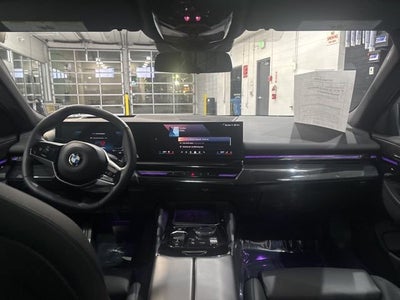 2025 BMW 5 Series 530i xDrive