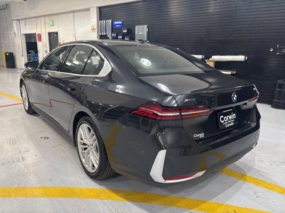 2025 BMW 5 Series 530i xDrive
