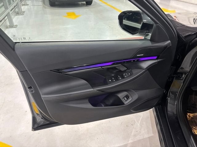 2024 BMW i5 eDrive40